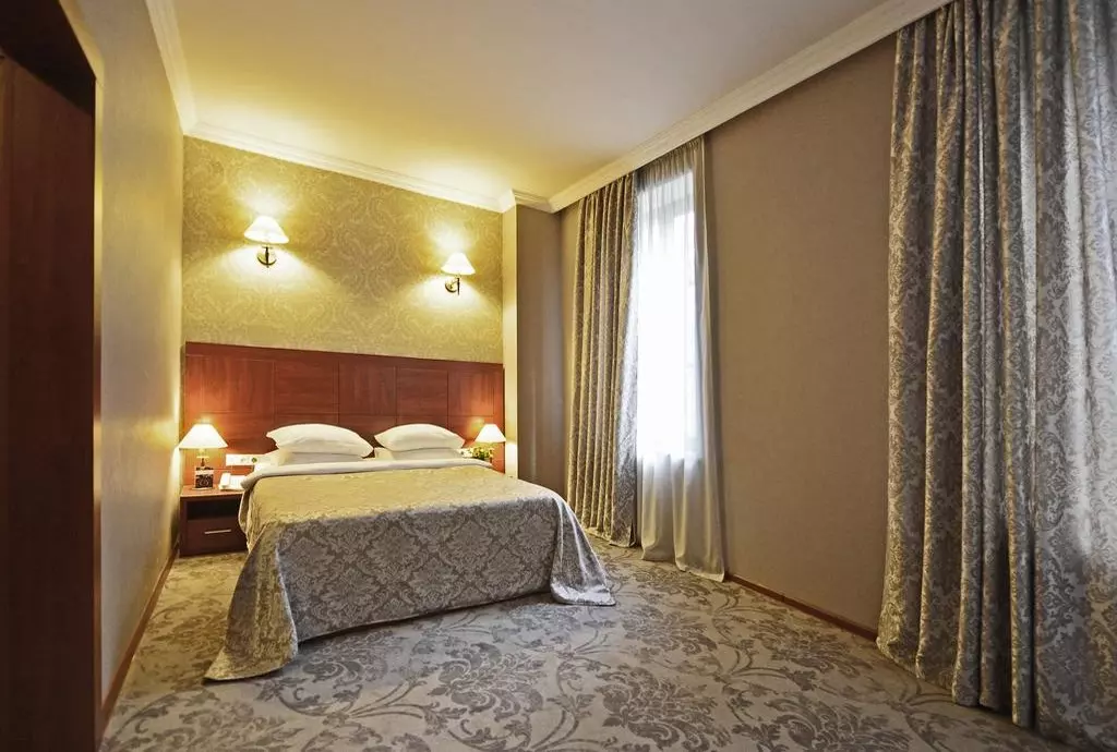 hotel astoria tbilisi_shabavizparvaz_02.jpg